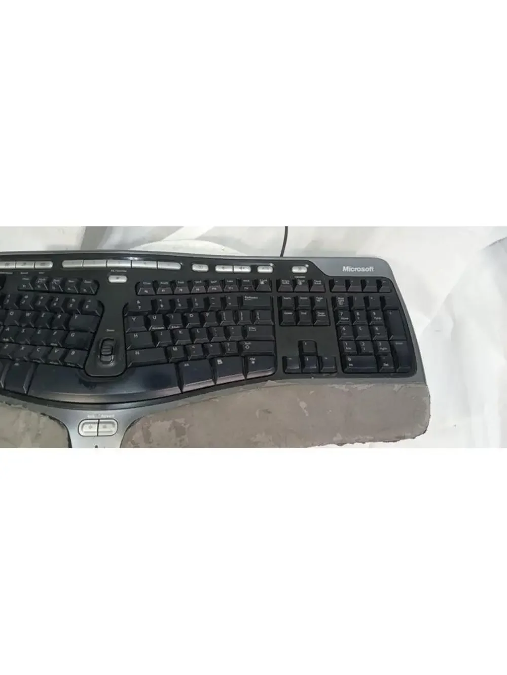 Microsoft Natural Ergonomic Keyboard 4000 v1.0 KU-0462 USB Wired Split Tested